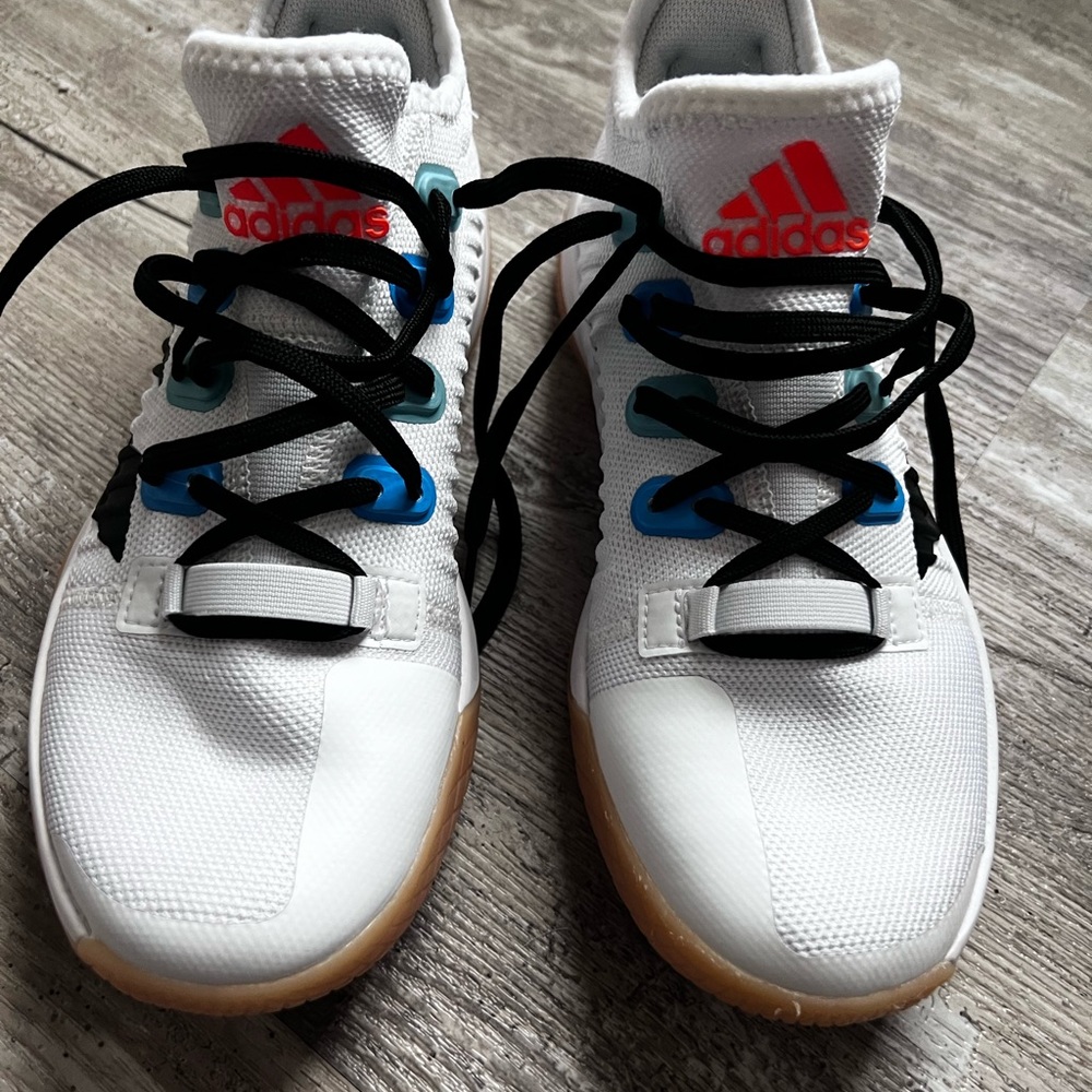 Adidas STABIL Boost Womens Volleyball shoes size 6, worn for one indoor tourny